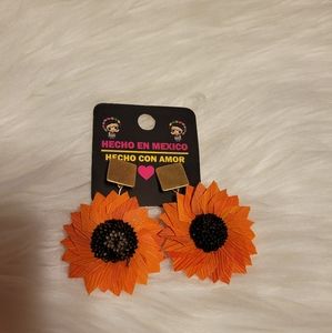 Arete artesanal girasol de hoja de maíz